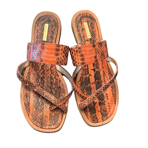 Louise et Cie Women’s slip on sandal animal print  leather size 8.5 - Picture 1 of 17